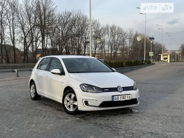 Авто Volkswagen E-Golf 2014 № 7536630