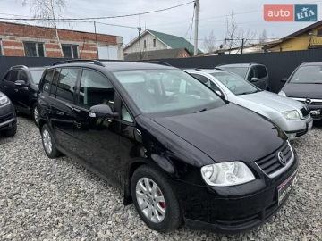 Авто Volkswagen Touran 2005 № 7537048