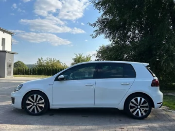 Авто Volkswagen Golf Gtd 2011 № 7537266