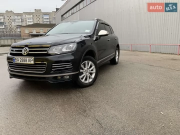 Авто Volkswagen Touareg 2012 № 7537326