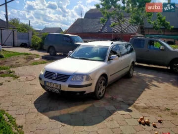 Авто Volkswagen Passat 2003 № 7537438