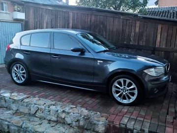 Авто BMW 1 Series 2004 № 7537500