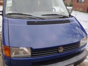 Авто Volkswagen Transporter 2000 № 7537519