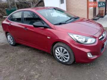 Авто Hyundai Accent 2013 № 7537738