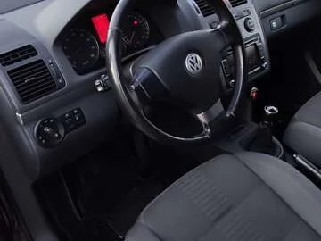 Авто Volkswagen Touran 2009 № 7537775