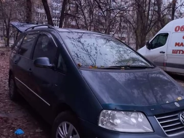 Авто Volkswagen Sharan 2005 № 7538001