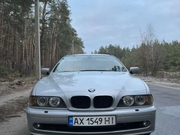 Авто BMW 5 Series 2001 № 7538004