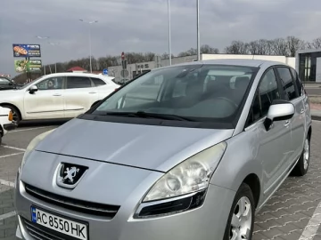Авто Peugeot 5008 2012 № 7538064
