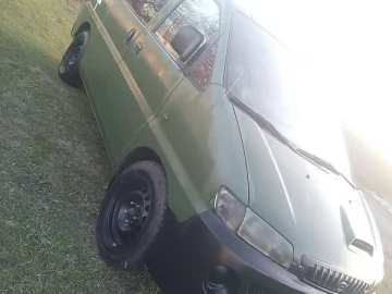 Авто Hyundai H-1 2004 № 7538297