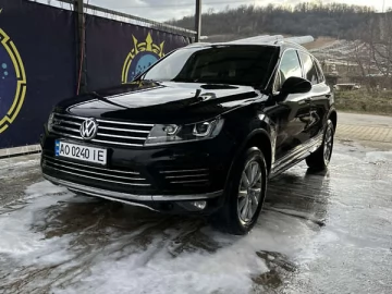 Авто Volkswagen Touareg 2015 № 7538502