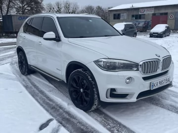 Авто BMW X5 2017 № 7538534