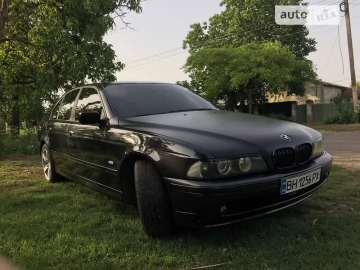 Авто BMW 5 Series 2002 № 7538673