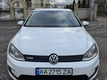 Авто Volkswagen E-Golf 2016 № 7538757