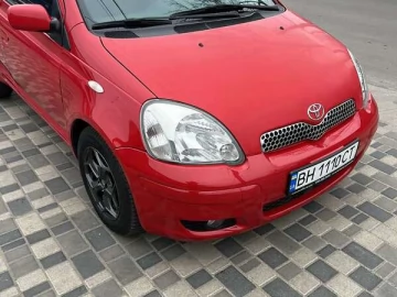 Авто Toyota Yaris 2004 № 7539082