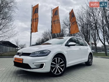 Авто Volkswagen E-Golf 2019 № 7539384