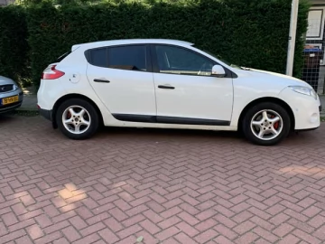 Авто Renault Megane 2011 № 7539631