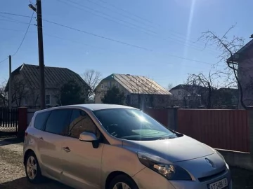 Авто Renault Scenic 2011 № 7539718