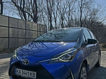 Авто Toyota Yaris 2019 № 7539874