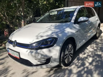 Авто Volkswagen E-Golf 2018 № 7539924