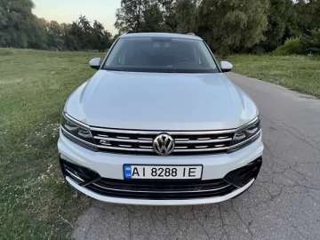 Авто Volkswagen Tiguan 2018 № 7539970