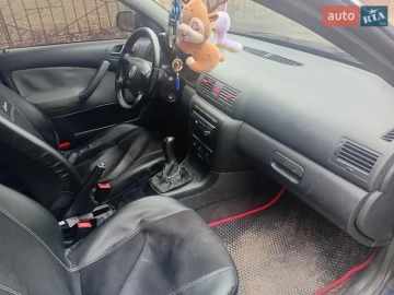 Авто Skoda Octavia 2003 № 7540137