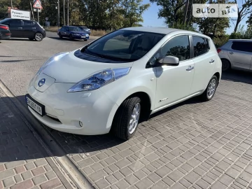 Авто Nissan Leaf 2011 № 7540204