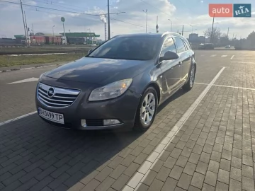 Авто Opel Insignia 2010 № 7540266