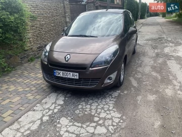 Авто Renault Grand Scenic 2010 № 7540403