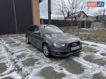 Авто Audi A4 2015 № 7540547