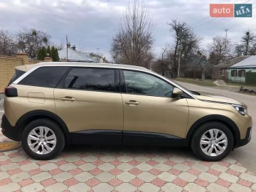 Авто Peugeot 5008 2017 № 7540638