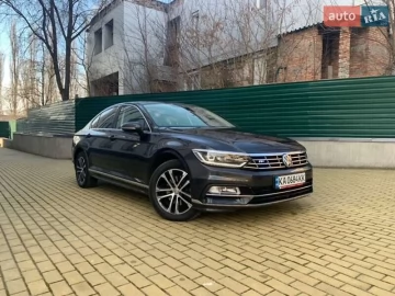 Авто Volkswagen Passat 2018 № 7540687