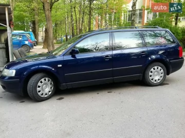 Авто Volkswagen Passat 2000 № 7540899