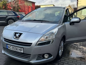 Авто Peugeot 5008 2013 № 7541241
