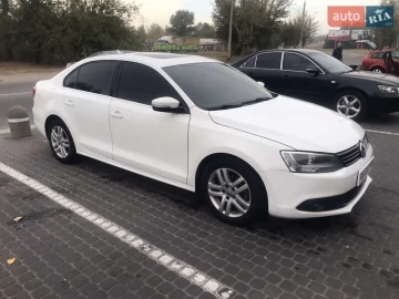 Авто Volkswagen Jetta 2012 № 7541269