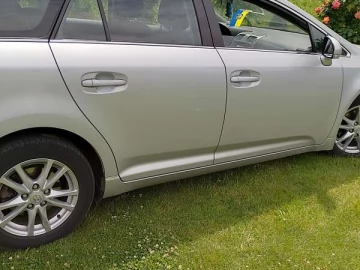 Авто Toyota Avensis 2011 № 7541272