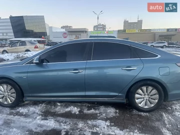 Авто Hyundai Sonata 2016 № 7541343