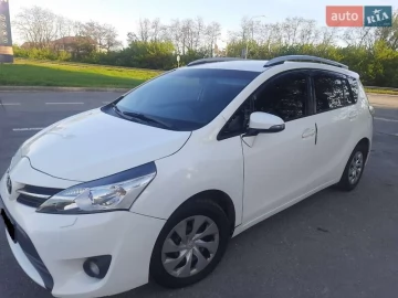 Авто Toyota Verso 2014 № 7541372