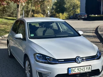 Авто Volkswagen E-Golf 2018 № 7541426