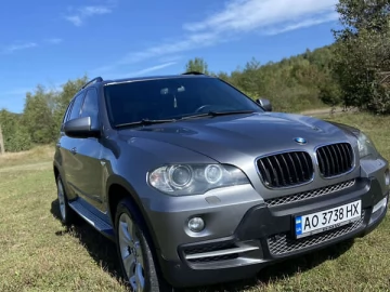 Авто BMW X5 2010 № 7541457