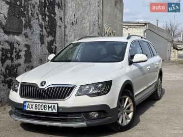 Авто Skoda Superb 2015 № 7541482