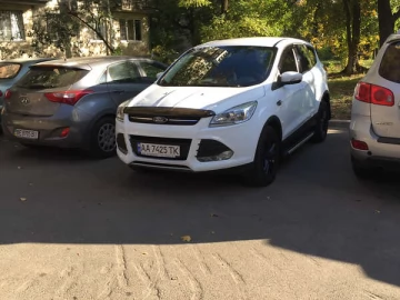 Авто Ford Kuga 2015 № 7541508