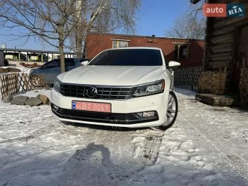 Авто Volkswagen Passat 2017 № 7541557