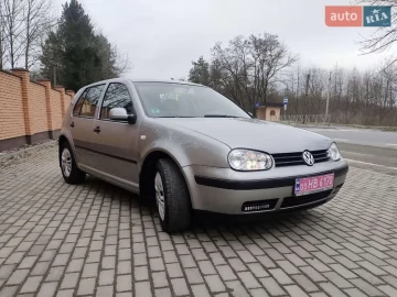 Авто Volkswagen Golf 2003 № 7542019