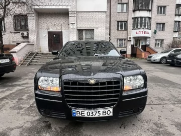 Авто Chrysler 300C 2004 № 7542354