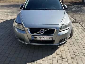 Авто Volvo V50 2011 № 7542375