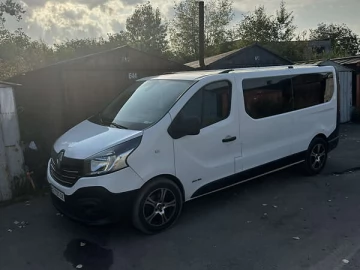 Авто Renault Trafic 2015 № 7542685