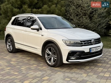Авто Volkswagen Tiguan 2020 № 7542909