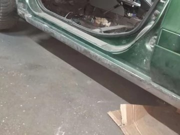 Авто Nissan Maxima 2000 № 7543015