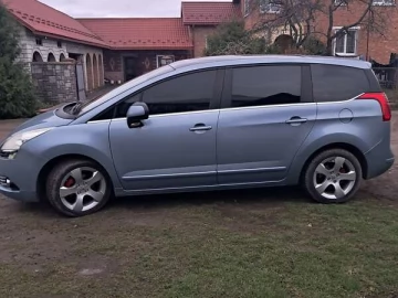 Авто Peugeot 5008 2010 № 7543110