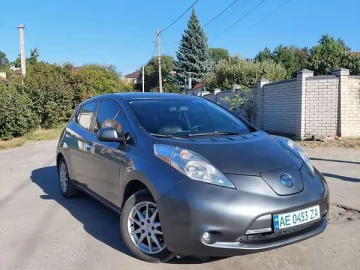 Авто Nissan Leaf 2015 № 7543195